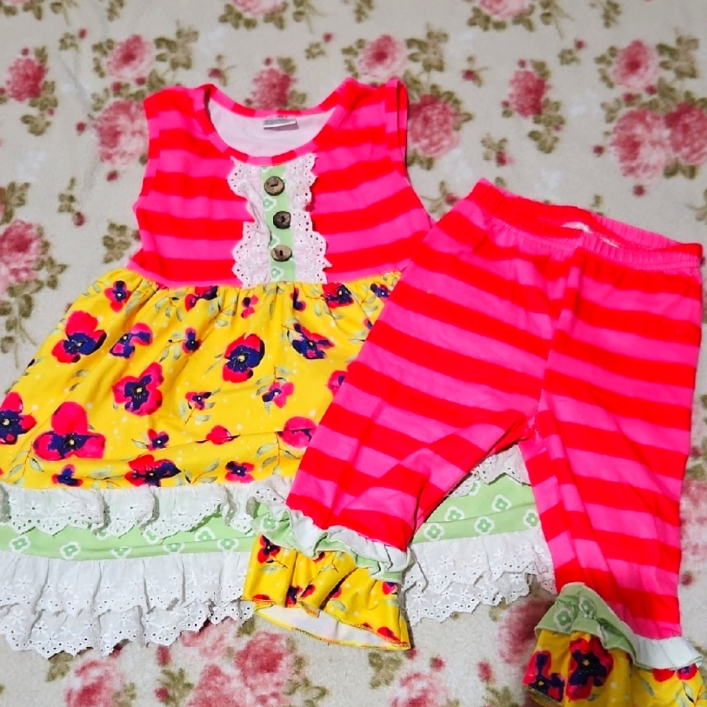 Tunic and Capri set